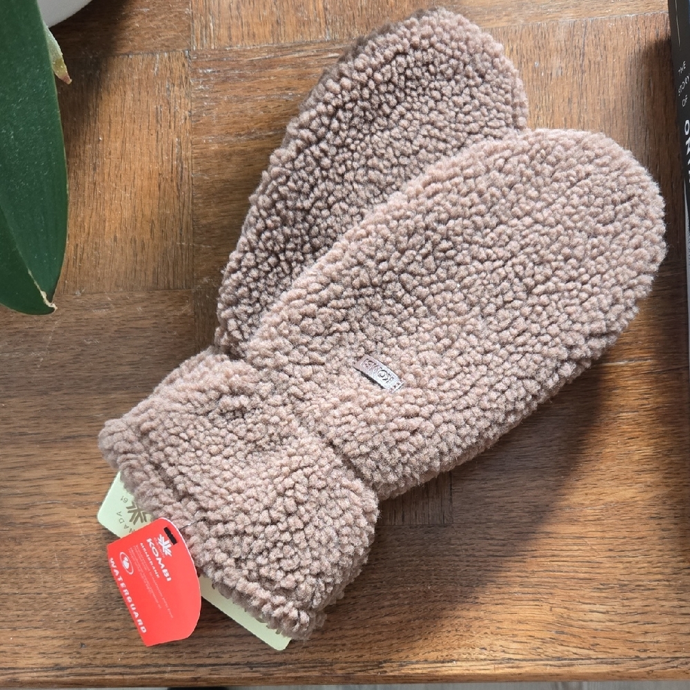 KOMBI SMALL Soft Brown Fleece Mittens